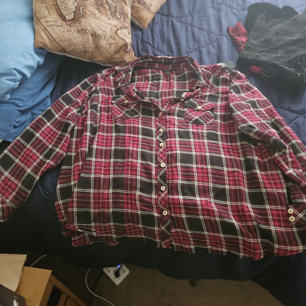 Torrid size 3 plaid shirt